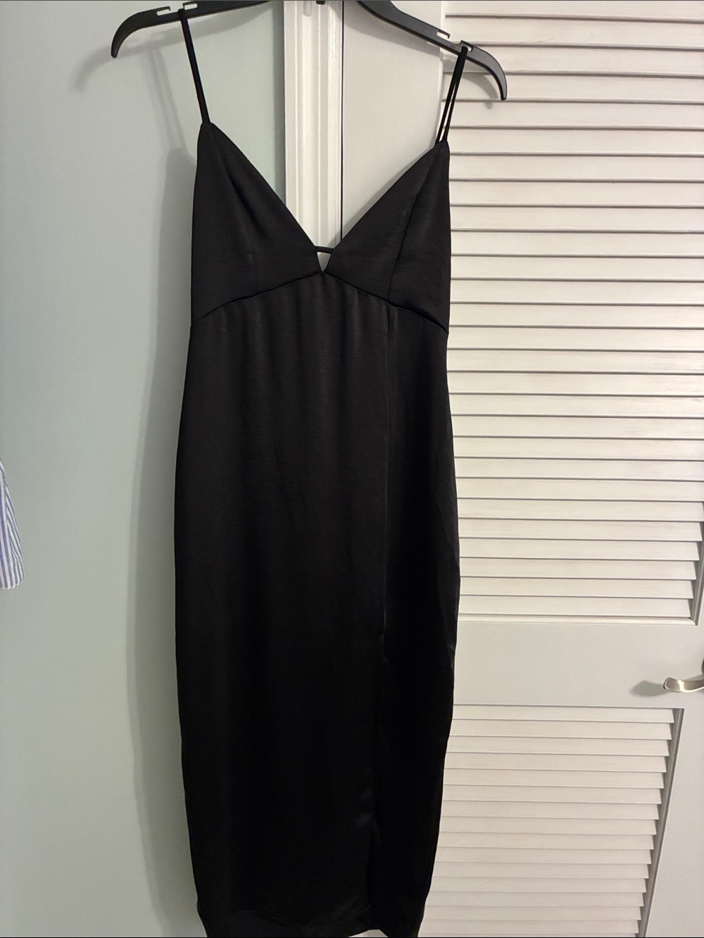 NWT Wild Fable Black Satin Slip Midi Dress with Spaghetti Straps. Size M.